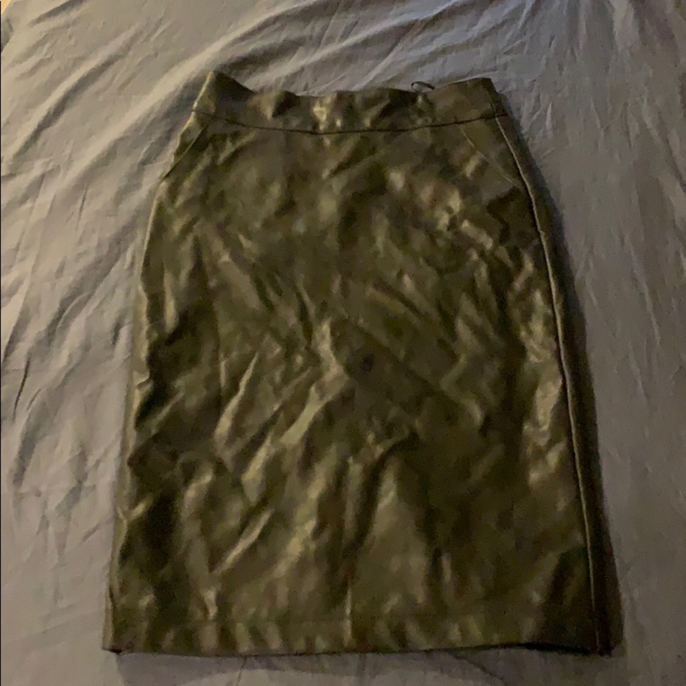 Pencil skirt